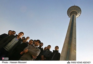 بازدید هیات رسانه ای تاجیک از برج میلاد تهران