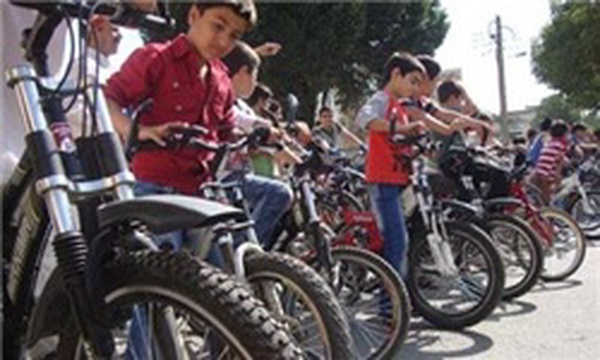 دوچرخه سواری دانش آموزی