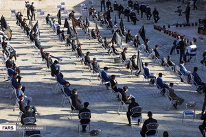  حضور نوجوانان دارالارشاد اردبیل در همایش احلی من العسل  به یاد رشادت های حضرت قاسم بن الحسن(ع) در واقعه کربلا درصحن بقعه شیخ صفی الدین اردبیلی 