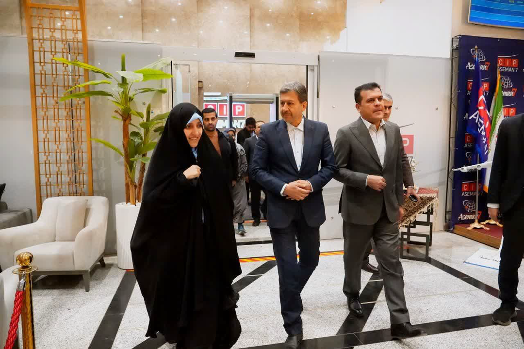 ورود معاونان رئیس‌جمهور به اصفهان برای رویداد ملی مانوین؛ تأکید بر حمایت از نخبگان و اقتصاد خلاق
