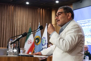 دریابان علی شمخانی نماینده مقام معظم رهبری و دبیر شورای عالی امنیت ملی در اختتامیه همایش هندسه نظم نوین جهانی