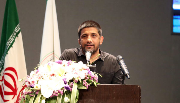 علیرضا دبیر