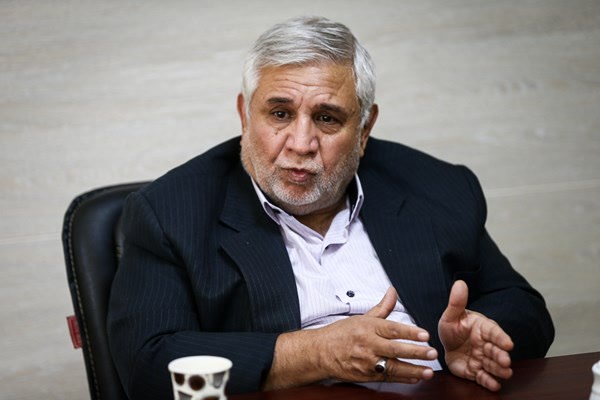 محسن پاک آیین سفیر اسبق ایران در باکو