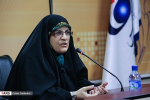 سخنرانی سرکار زهره یزدان پناه قره تپه در مراسم رونمایی از کتاب نشانی روی آب