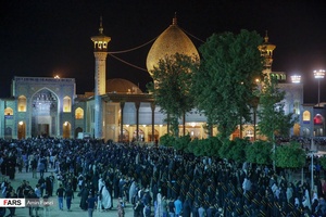 لاله گردانی خدام حرم شاهچراغ(ع)