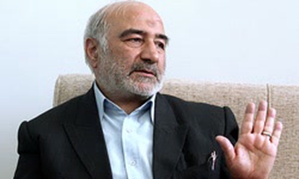 جواد منصوری کارشناس مسائل سیاسی