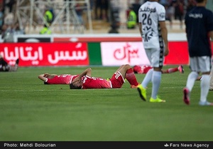 ناراحتی بازیکنان پرسپولیس پس از از دست دادن قهرمانی فصل