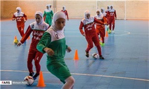 تمرین فوتسال بانوان