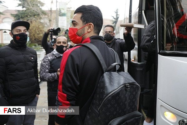 گزارش تصویری از سفر کاروان پرسپولیس به فرودگاه برای بازی فینال آسیا