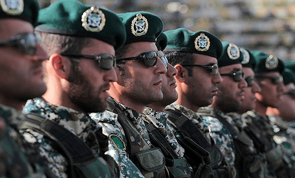 برنامه وزیر دفاع برای حقوق و مسکن نیروهای مسلح