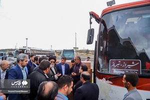 دیدار نوروزی امام جمعه تبریز با کارکنان دستگاه های خدمت رسان در تعطیلات نوروزی