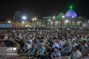 کاروان «زیر سایه خورشید» میهمان مردم یزد