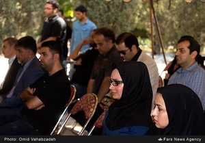 مراسم نخستین سالگرد درگذشت مرحوم مهدی نفر در قطعه نام آوران بهشت زهرا