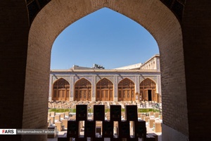 توزیع بسته ی معیشتی در مسجد نصیرالملک شیراز