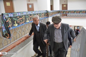 مهر نیک اندیشان مدرسه ساز با ماه مهر آمیخته شد