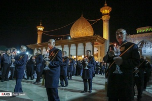 لاله گردانی خدام حرم شاهچراغ(ع)