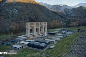 روستای «زرده» در جنگ تحمیلی ایران و عراق 3 شهید به انقلاب اسلامی داده است.
