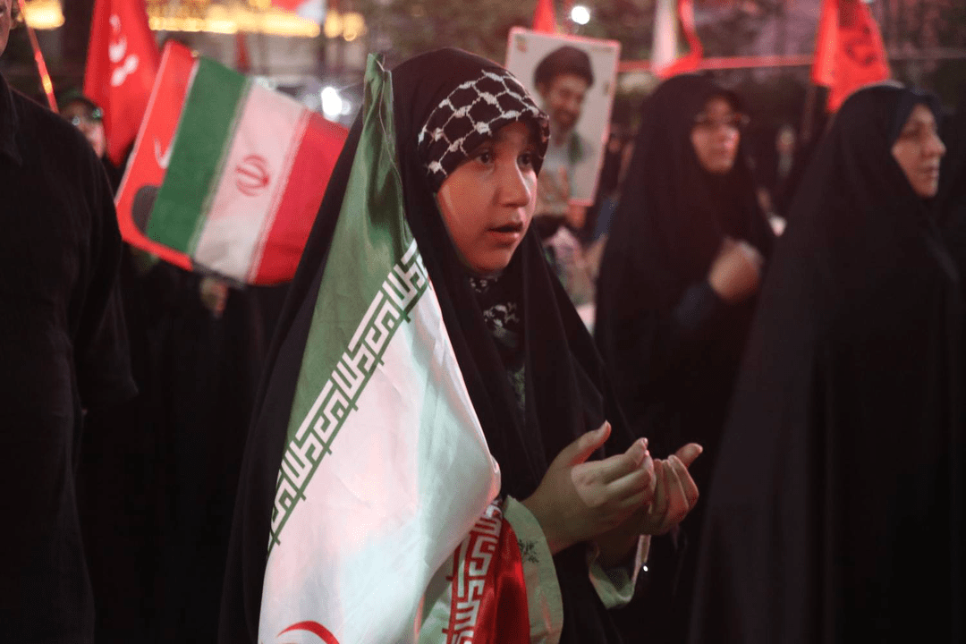 ما مادرها را با بمبِ مادرتان، تهدید نکنید!