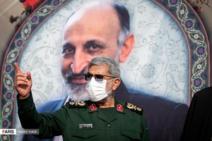 سردار اسماعیل قاآنی فرمانده نیروی قدس سپاه پاسداران در بزرگداشت سرلشگر شهید حجازی در مقبرة الشهداء شهرک شهید محلاتی