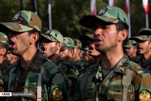 مراسم صبحگاه مشترک نیروهای چهارگانه ارتش در مرکز پشتیبانی و آموزش نیروی زمینی ارتش 