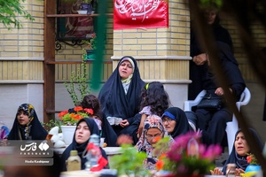 قرائت دعای عرفه در جوار شهدای گمنام پارک‌موزه دفاع مقدس ساری
