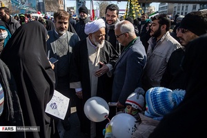 حضور شخصیت ها در راهپیمایی ۲۲ بهمن
