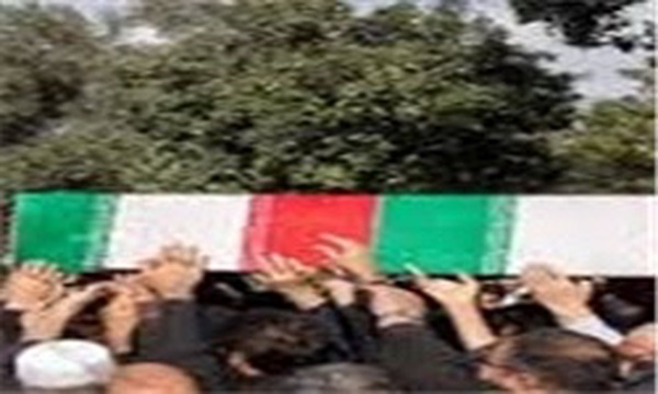تشییع والدین شهدا