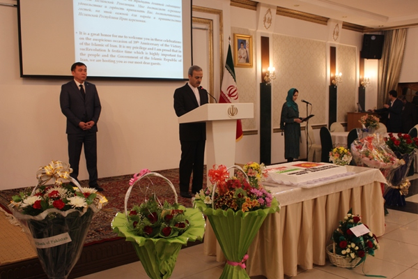 جشن پیروزی انقلاب در بیشکک