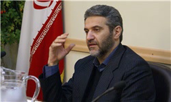 دادوش هاشمی