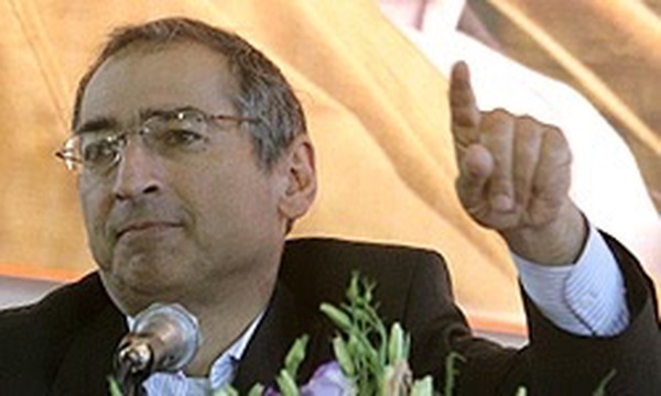 صادق زیباکلام