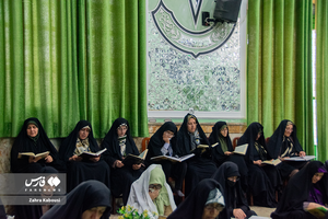 قرائت قرآن در صحن امام زاده عبدالله(ع) گرگان
