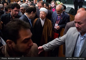 حضور آیت الله اکبر هاشمی رفسنجانی رئیس مجمع تشخیص مصلحت نظام در بیست و یکمین جشنواره علوم پزشکی رازی