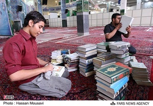 غبارروبی مساجد در استقبال از ماه مهمانی خدا