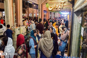 انعکاس/ تب و تاب خرید در بازار "ته‌لنجی" آبادان 