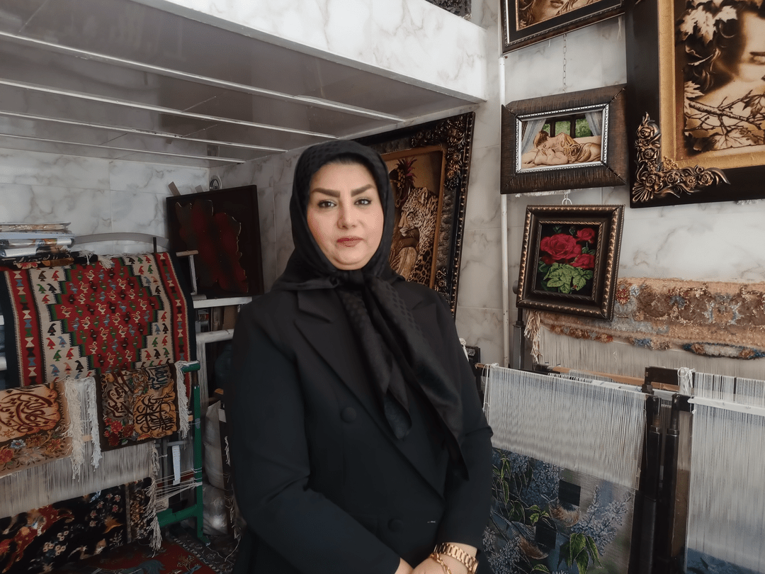 بانوی کرمانشاهی برای فرش ایرانی در بازار اتریش جا باز کرد