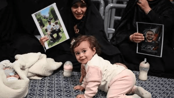 مسئولان حالی برای حل مشکل خانواه شهدا ندارند
