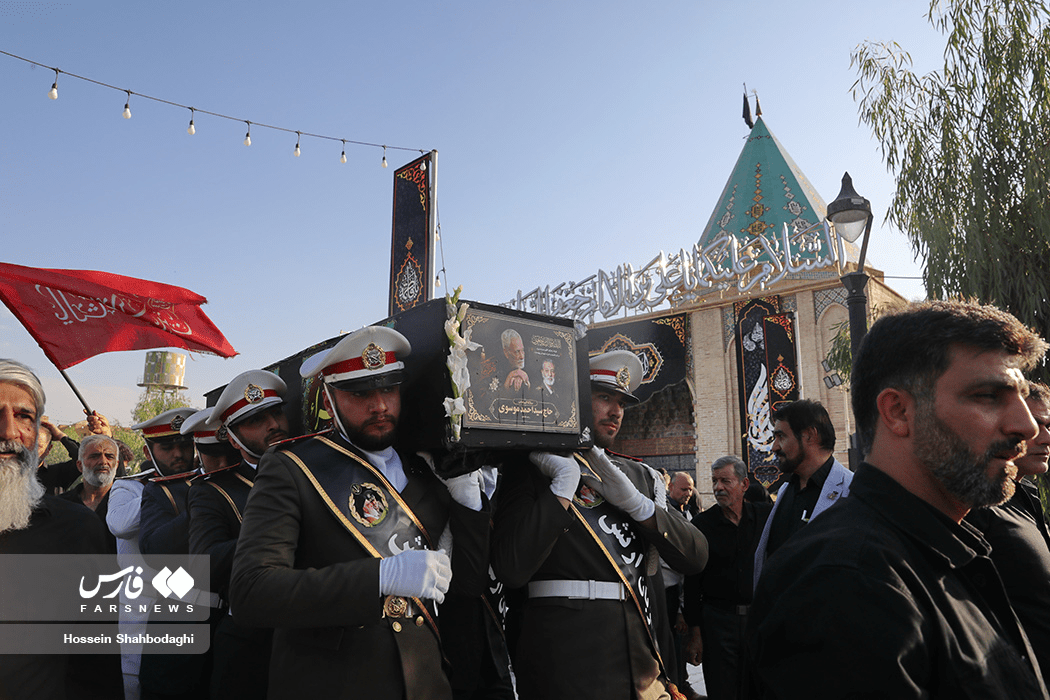 تشییع پیکر ابوالشهید سید احمد موسوی