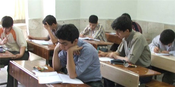 دانش‌آموزان مقطع متوسطه