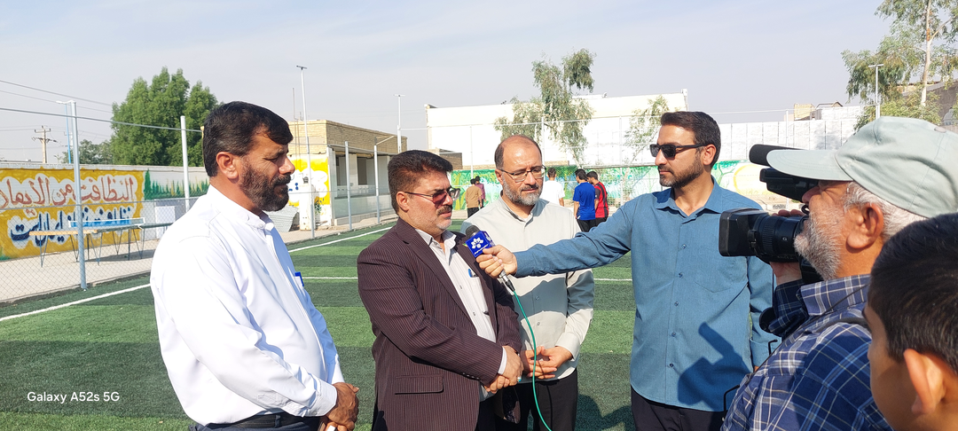 افتتاح زمین چمن مصنوعی دبیرستان شهید جوانمردی در قالب طرح میدان همدلی