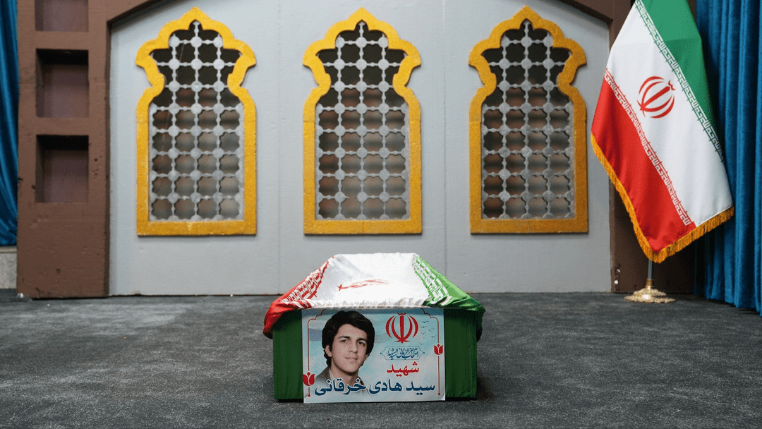 پس از ۴۱ و ۴۵ سال؛ وداع با پیکر دو شهید در تهران