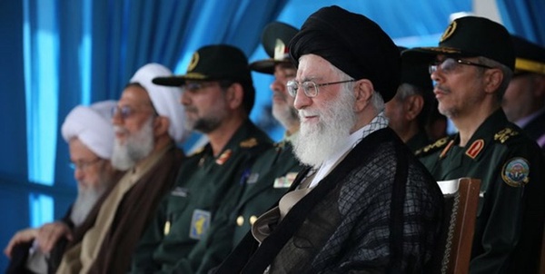 رهبری در نوشهر