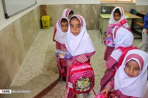 برچیده شدن آخرین مدرسه کانکسی در شهرستان کارون