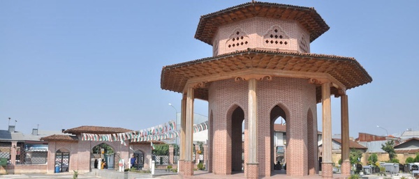 مزار میرزا کوچک