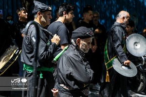 عزاداری ظهر تاسوعا در حسینیه کربلایی ها