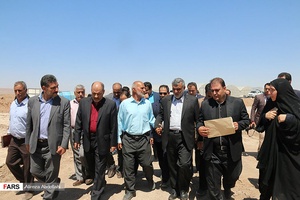 بازدید وزیر جهاد کشاورزی از مرکز تحقیقات شیلات بافق