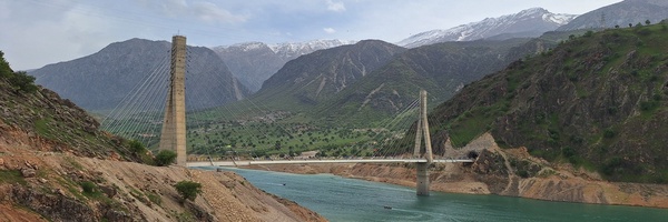 تصویر سربرگ نمایه‌ی ‌حسین یزدی‌