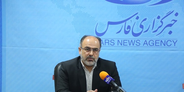 مهرداد ویس کرمی نماینده خرم آباد و عضو کمیسیون آموزش مجلس