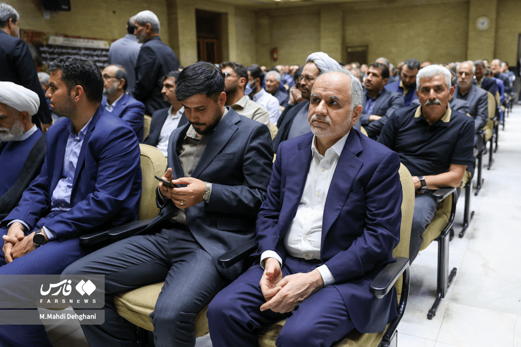 مراسم ترحیم مادر رئیس سازمان برنامه و بودجه