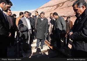 بازدید عباس آخوندی وزیر راه و شهر سازی از پروژه راه‌آهن قزوین ـ رشت