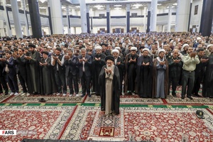 مردم شیراز آیت الله ایمانی را بدرقه کردند